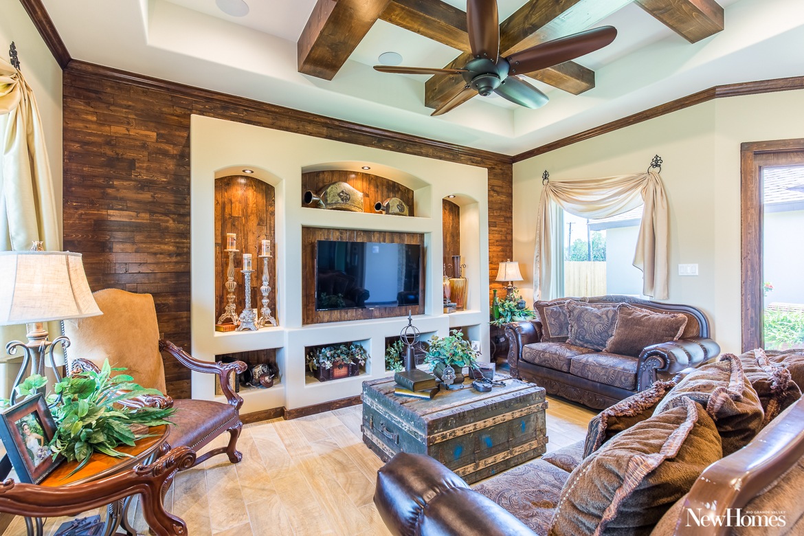 2018 Leading Energy Efficient Builder: Divine Custom Homes